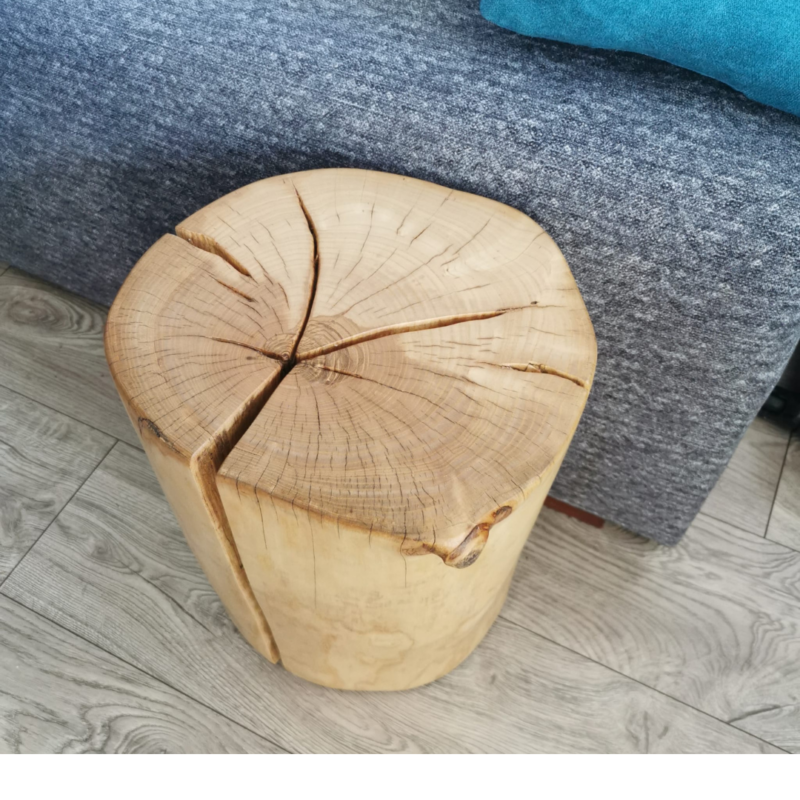 stolik-drewniany-do-salonu