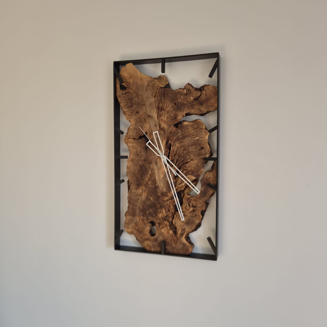 Zegar ścienny loft z drewna oliwnego