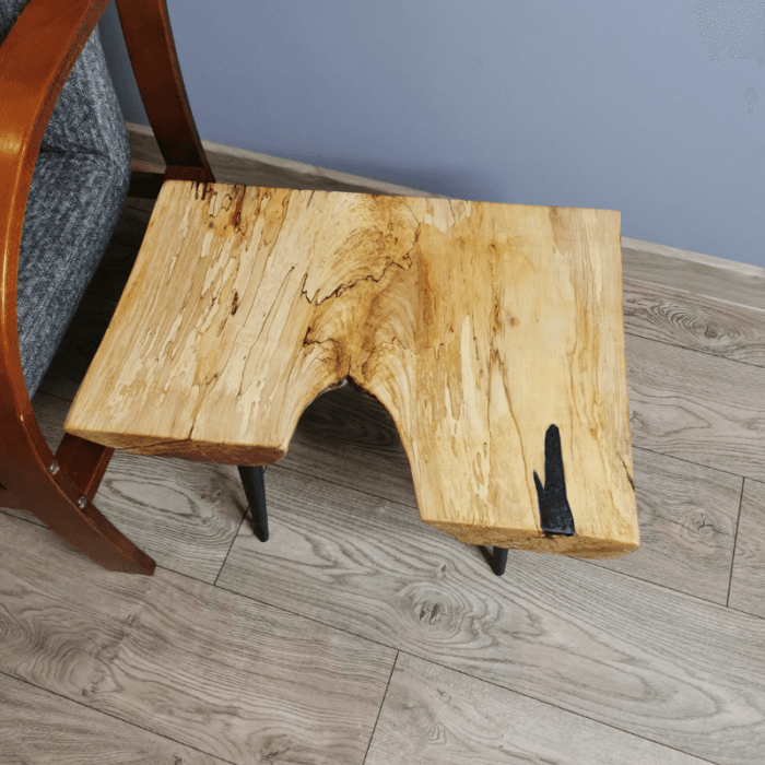 Stolik z plastra drewna – funkcjonalny stolik do salonu, Marekwood